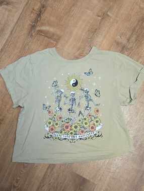 Vibe N' Graphic Crop Tee with Dancing Skeletons and Sun L Cotton